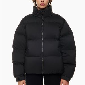 Aritzia Tna Mega Puff 🖤